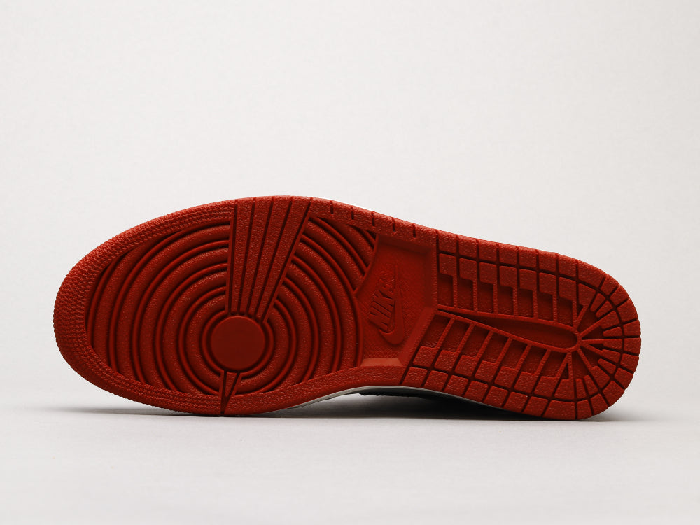 GLM - AJ1 No resale of black and red