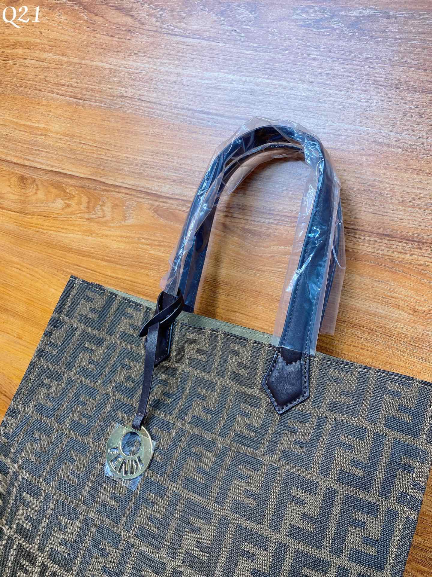 GLM - Top Quality Bags FEI 146