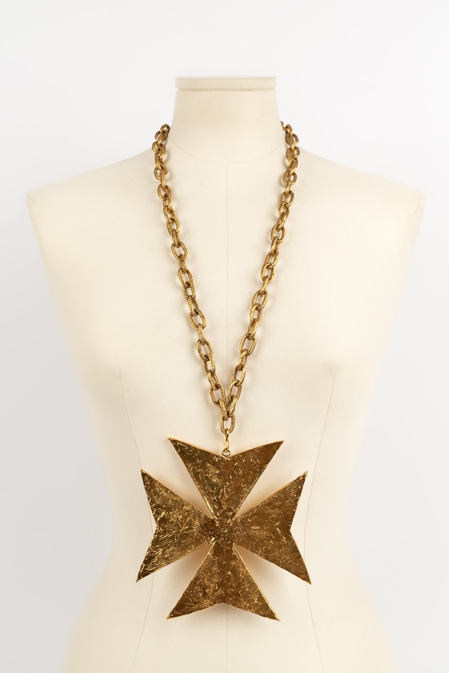 Collier croix de Malte Goossens