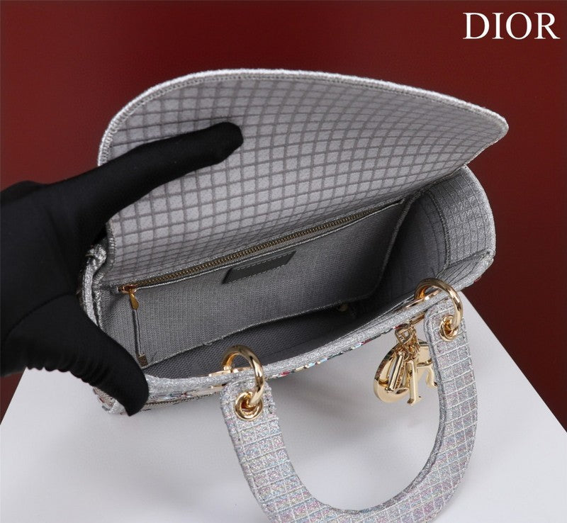 GLM - Dir Bags - 2010
