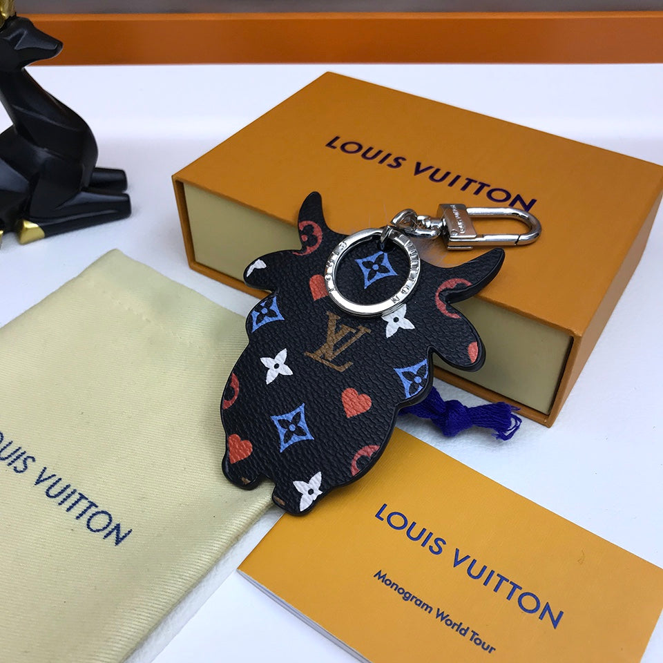 GLM -Top Quality Keychains LUV 082