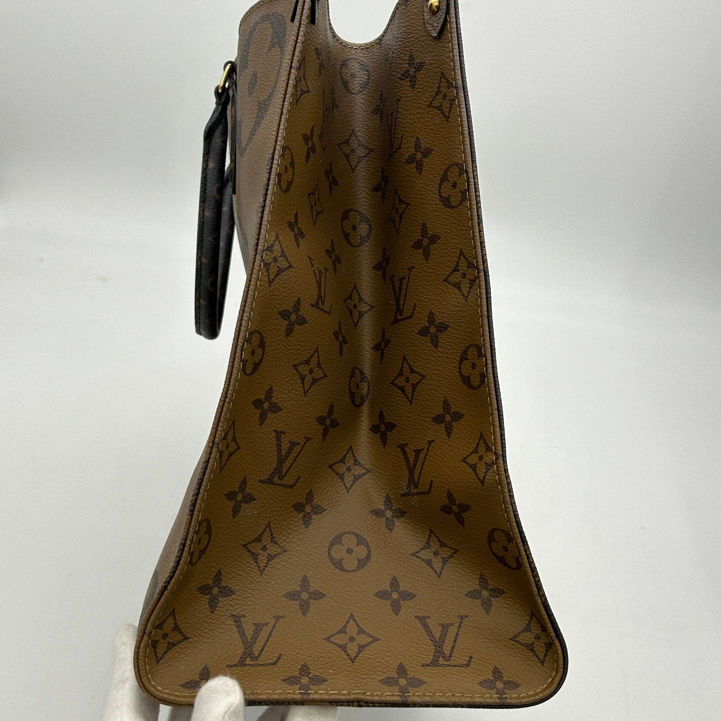 Louis Vuitton On the Go MM LA42328