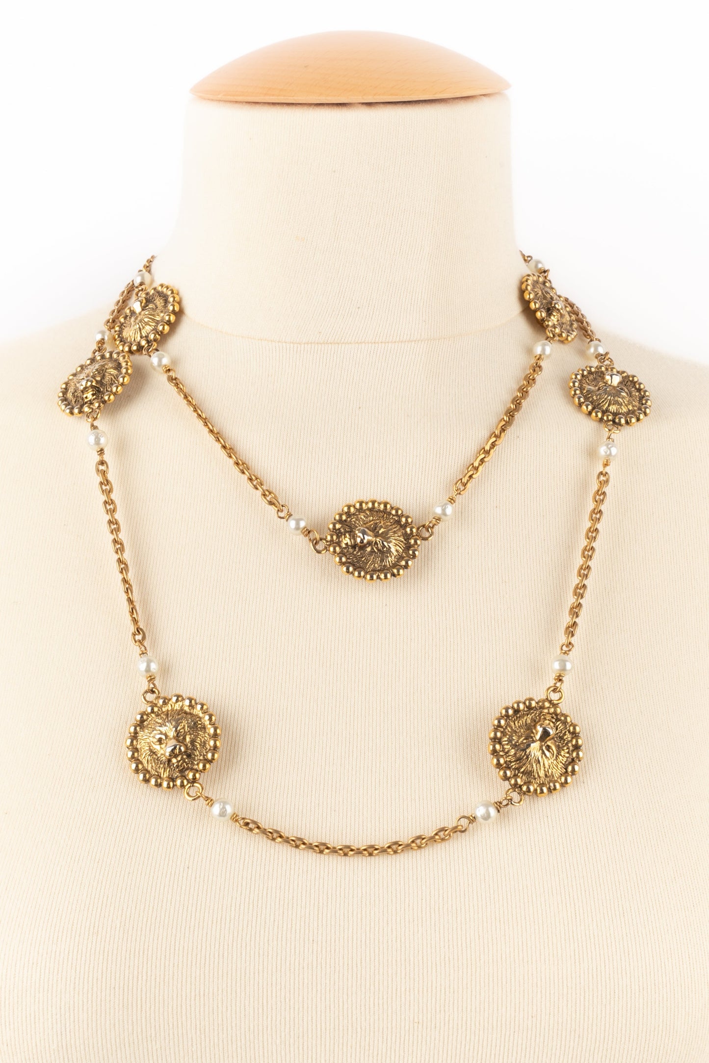 Collier lions Chanel
