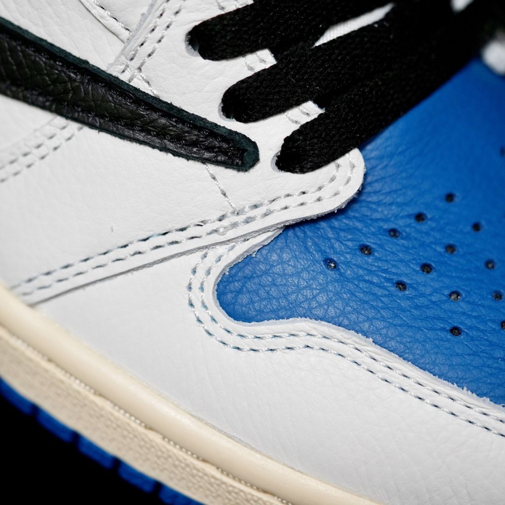 GLM - Top Quality NKE SNEAKER 002