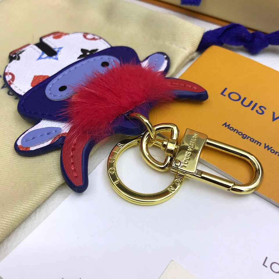 GLM -Top Quality Keychains LUV 083