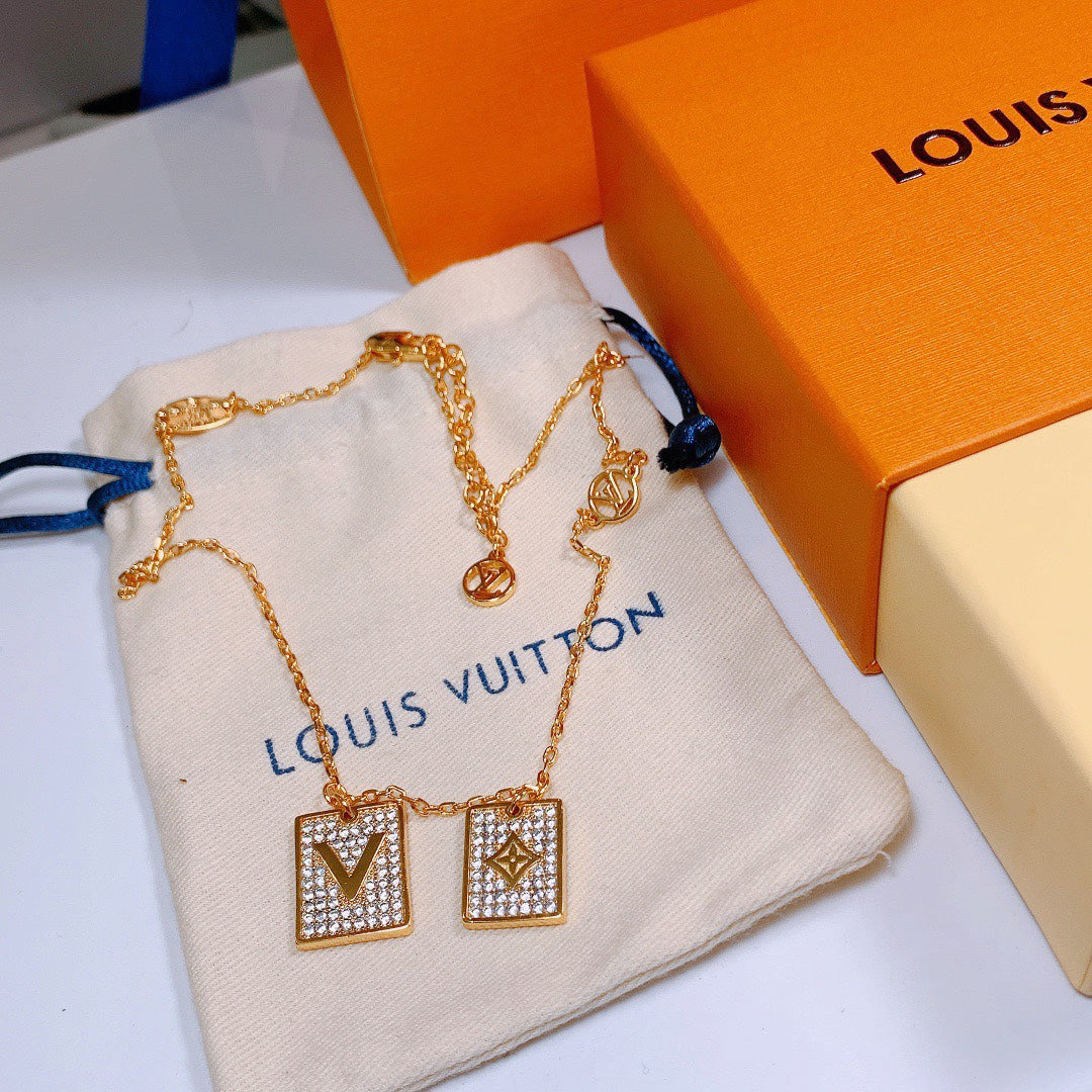 GLM - Top Quality Necklace LUV018