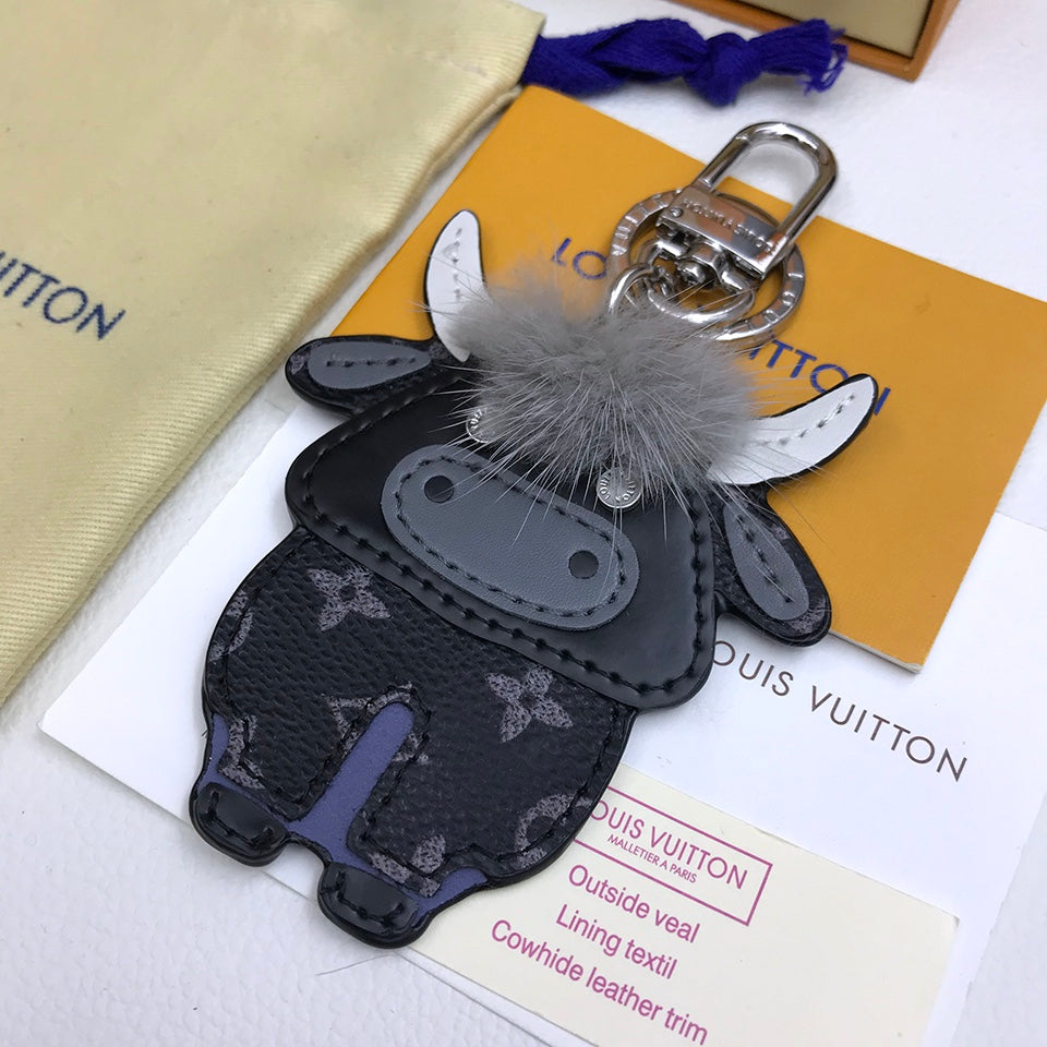 GLM -Top Quality Keychains LUV 081