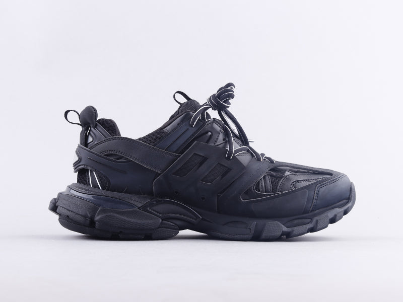 GLM - Bla Track Three Generations Sneaker