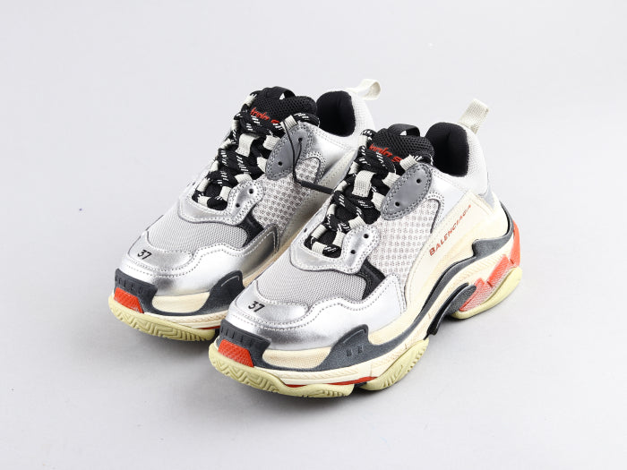 GLM - Bla Triple S Red Silver Sneaker