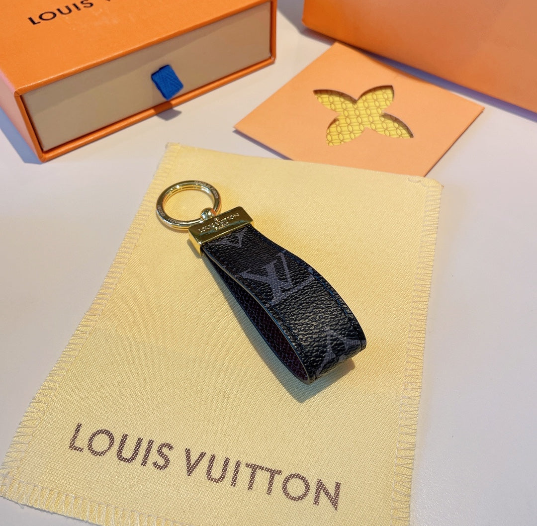 GLM - Top Quality Keychains LUV 031