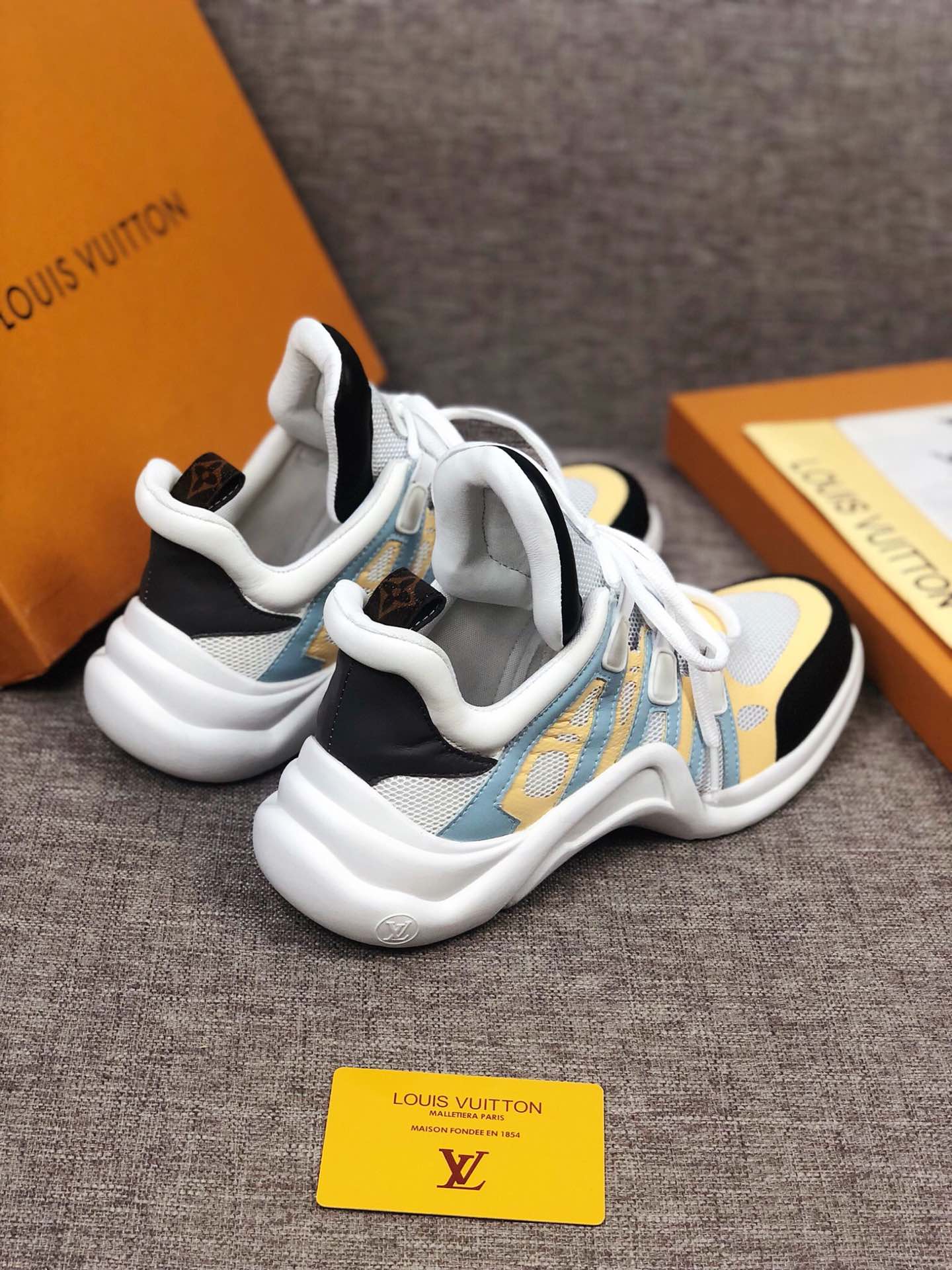 GLM - LUV Archlight Black White Yellow Sneaker