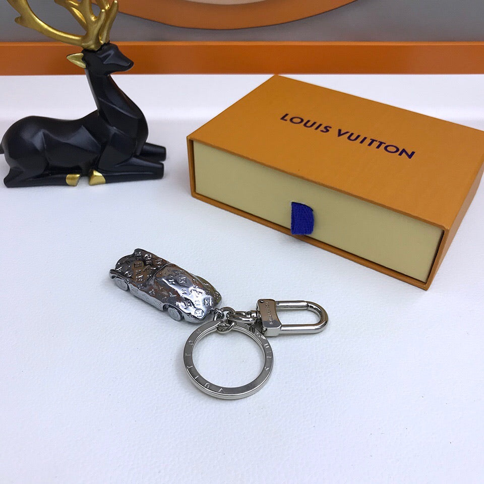 GLM - Top Quality Keychains LUV 042