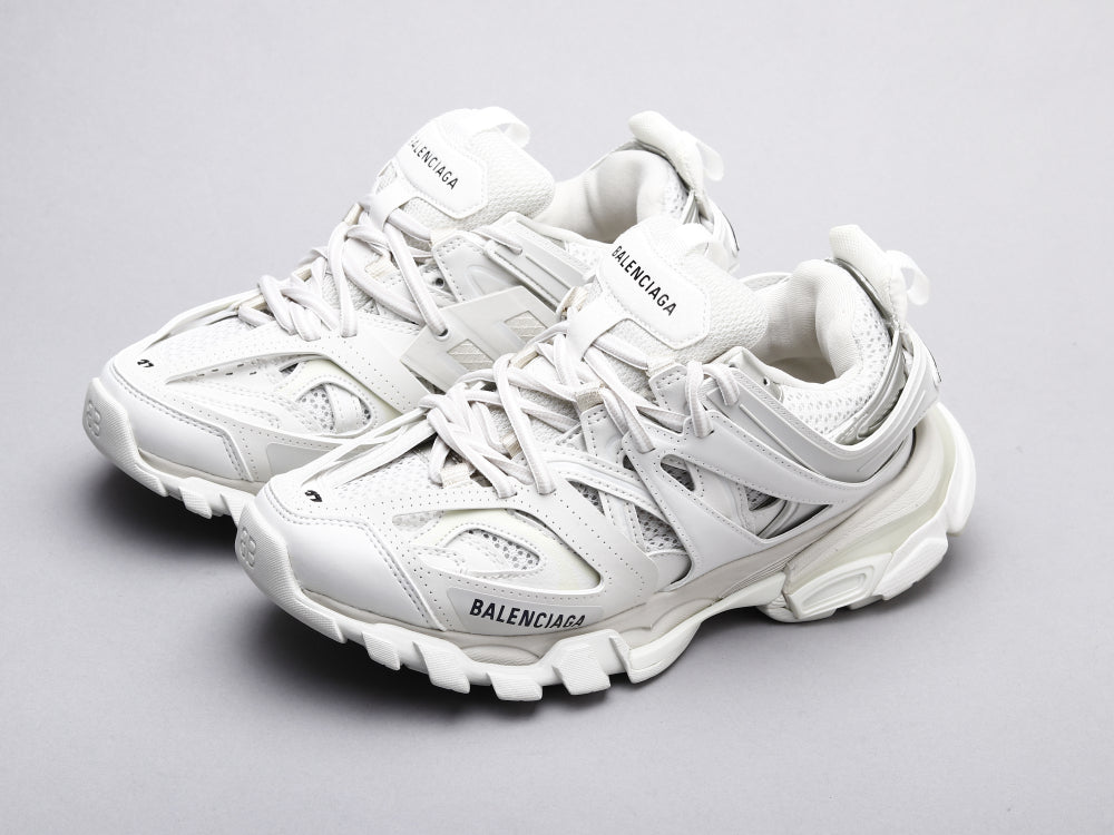 GLM - Bla Track Three Generations White Sneaker