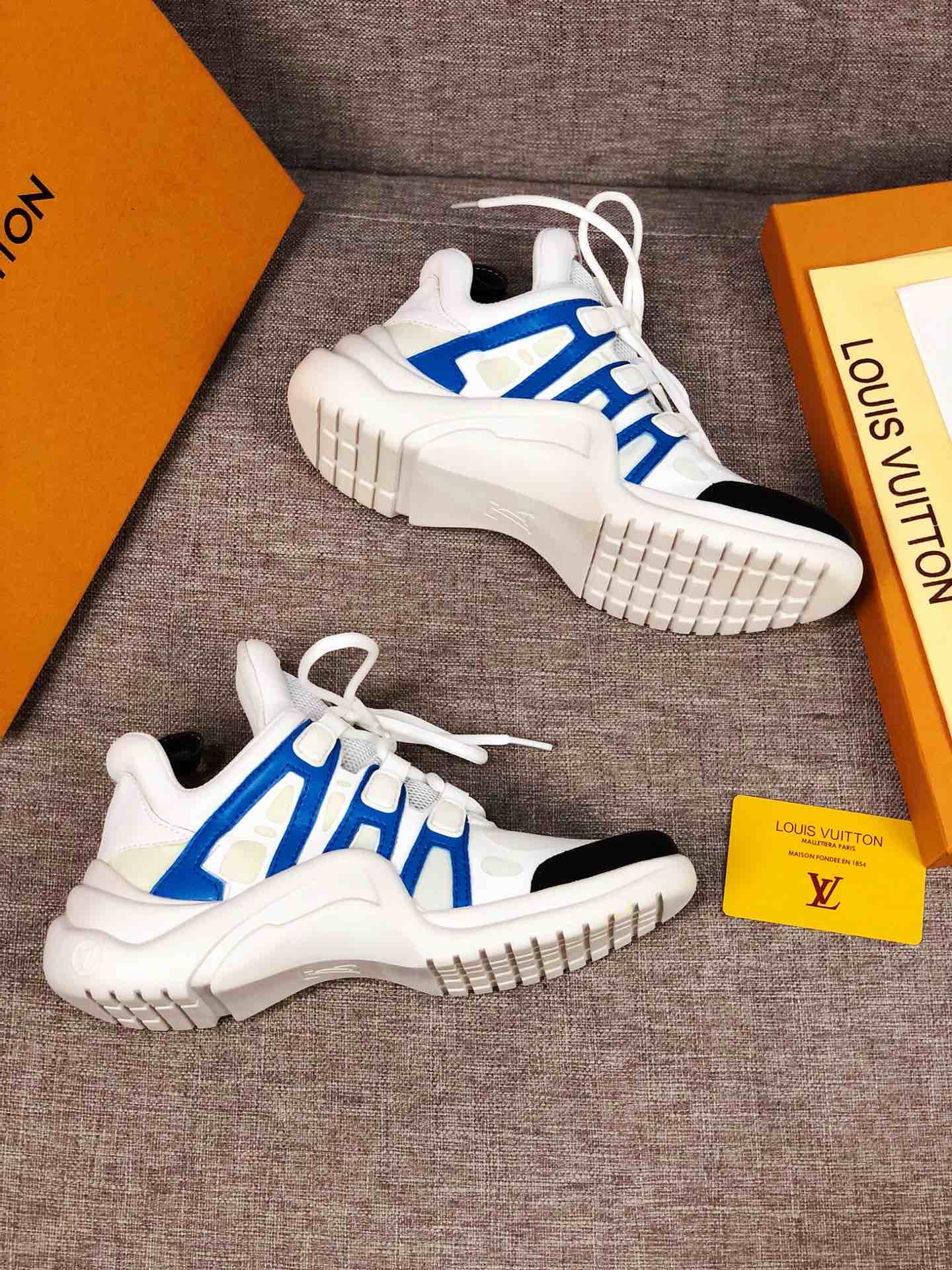 GLM - LUV Archlight Blue White Black Sneaker