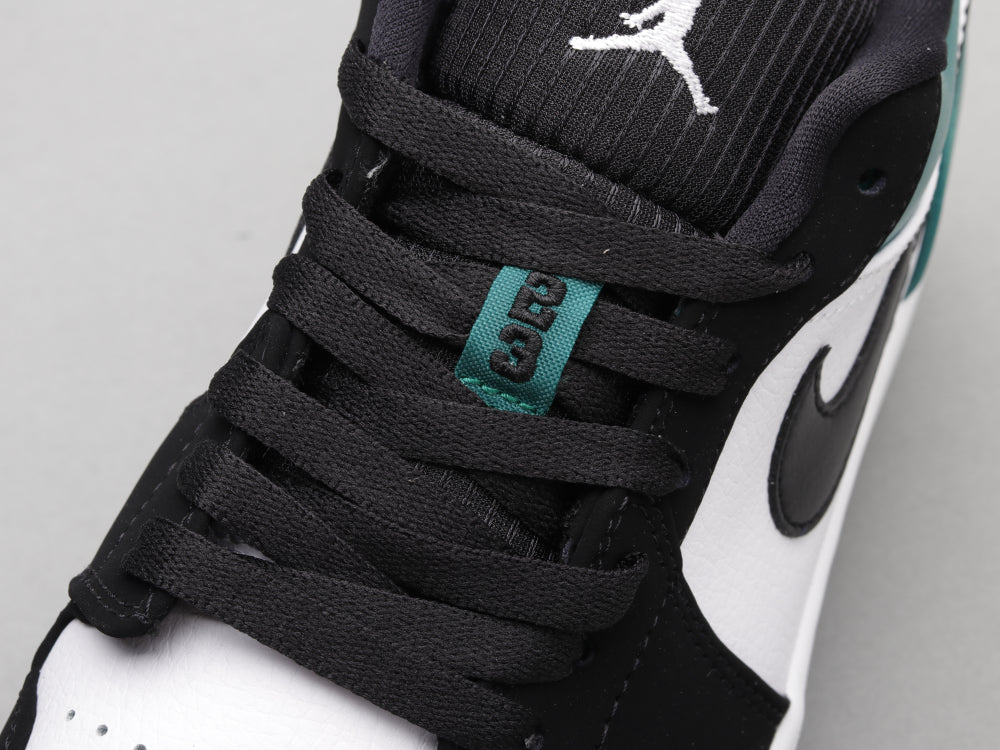 GLM - AJ1 black and green toes