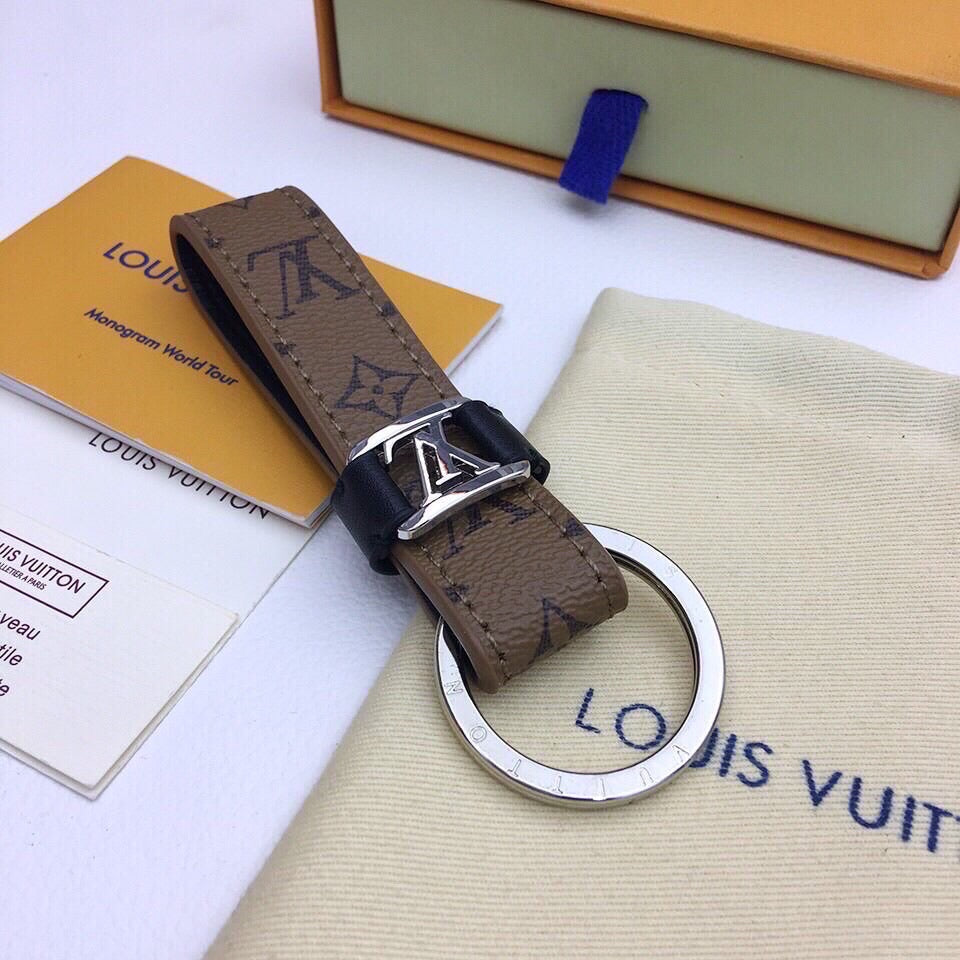 GLM - Top Quality Keychains LUV 001