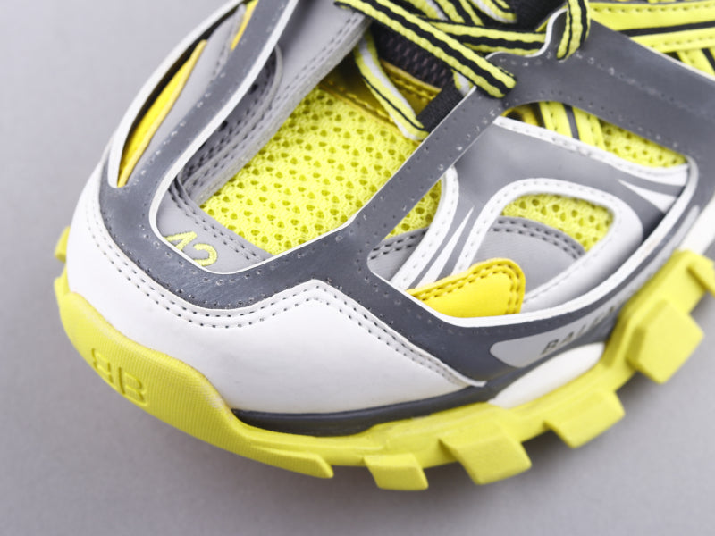 GLM - Bla Track Three Generations Sneaker