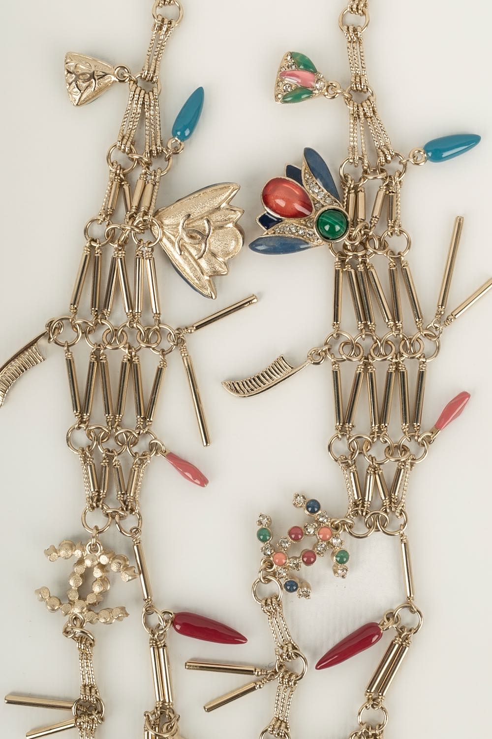 Collier Chanel DÃƒÆ’Ã‚Â©filÃƒÆ’Ã‚Â©