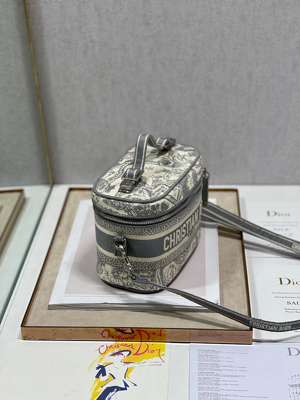 GLM - Dir Bags - 1929