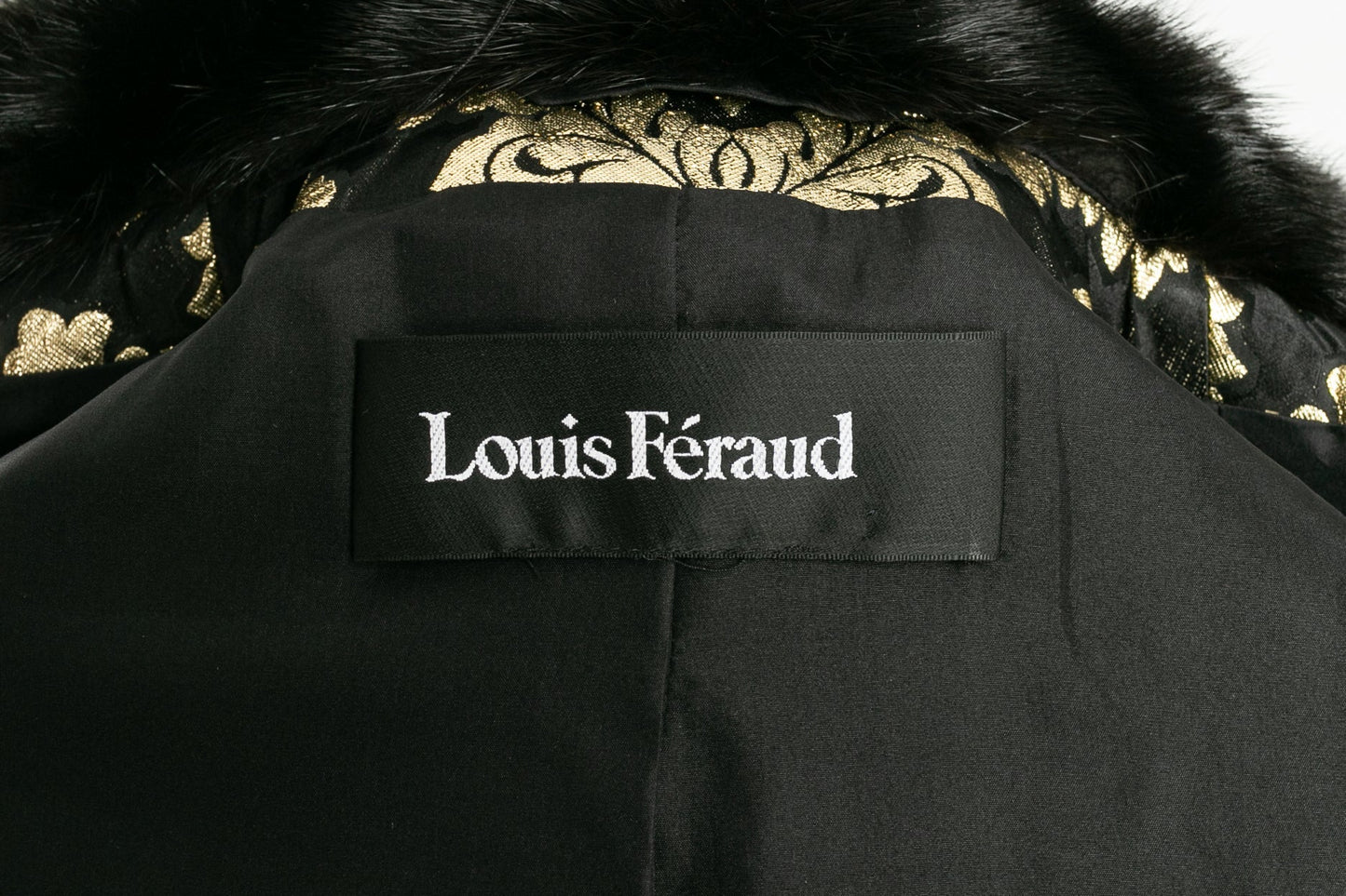 Manteau du soir noir et or Louis FÃƒÆ’Ã‚Â©raud