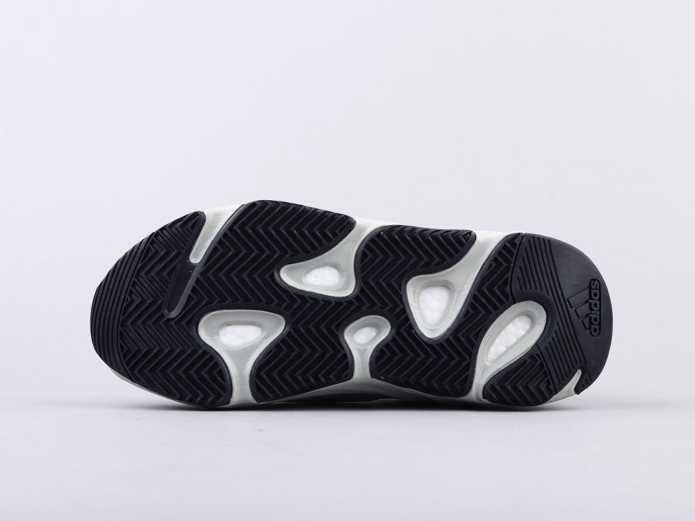 GLM - Yzy 700 Salt Sneaker