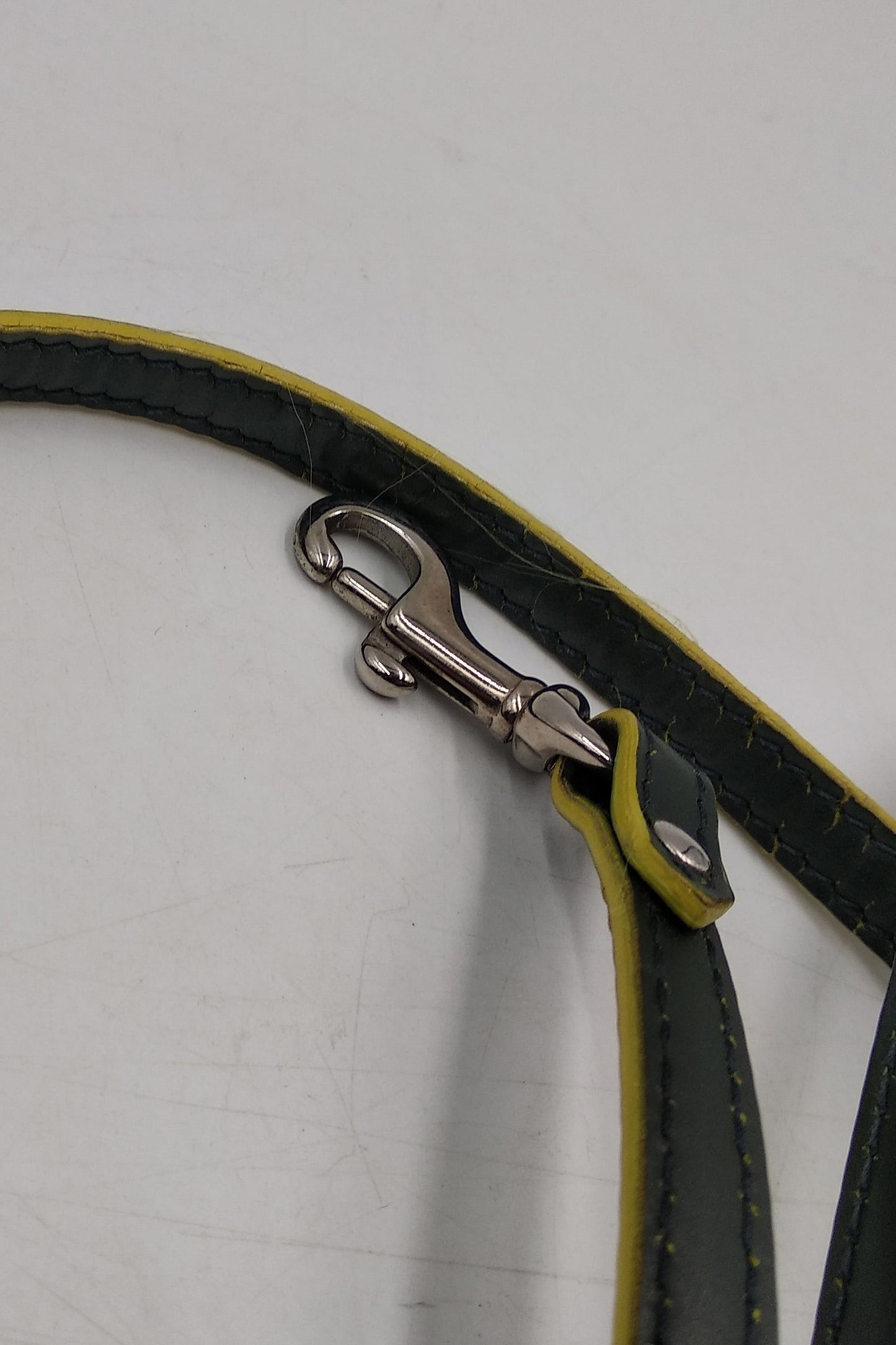 Papier Mini A4 Zip Around Tote Dark Green Yellow