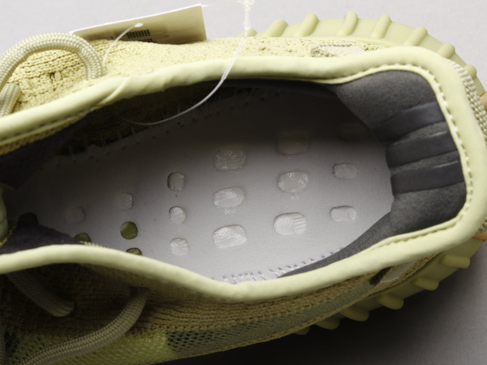 GLM - Yzy 350 Sulfur Matcha Green Sneaker