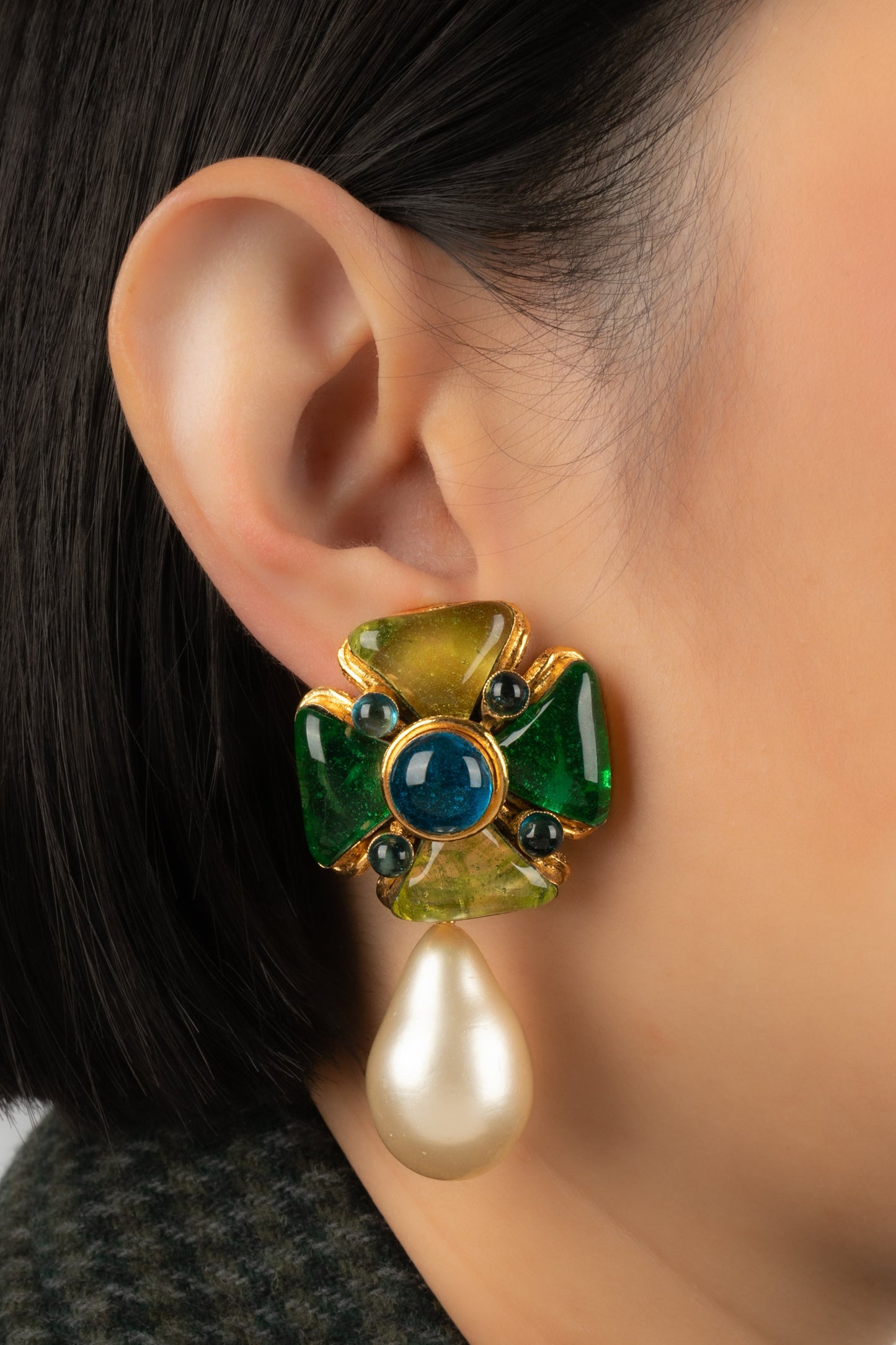 Boucles d'oreilles en pÃ¢te de verre Chanel