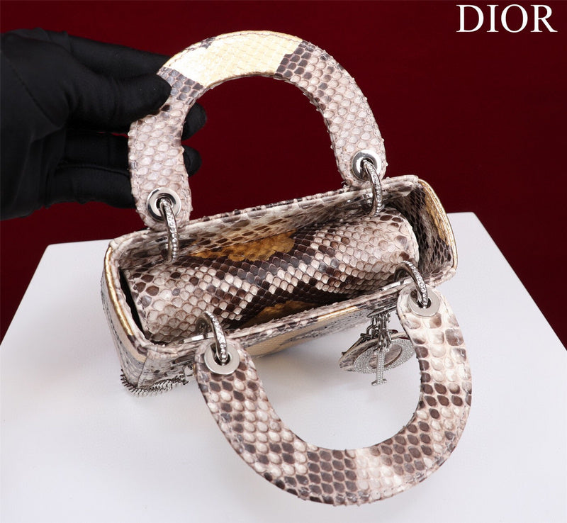 GLM - Dir Bags - 1696
