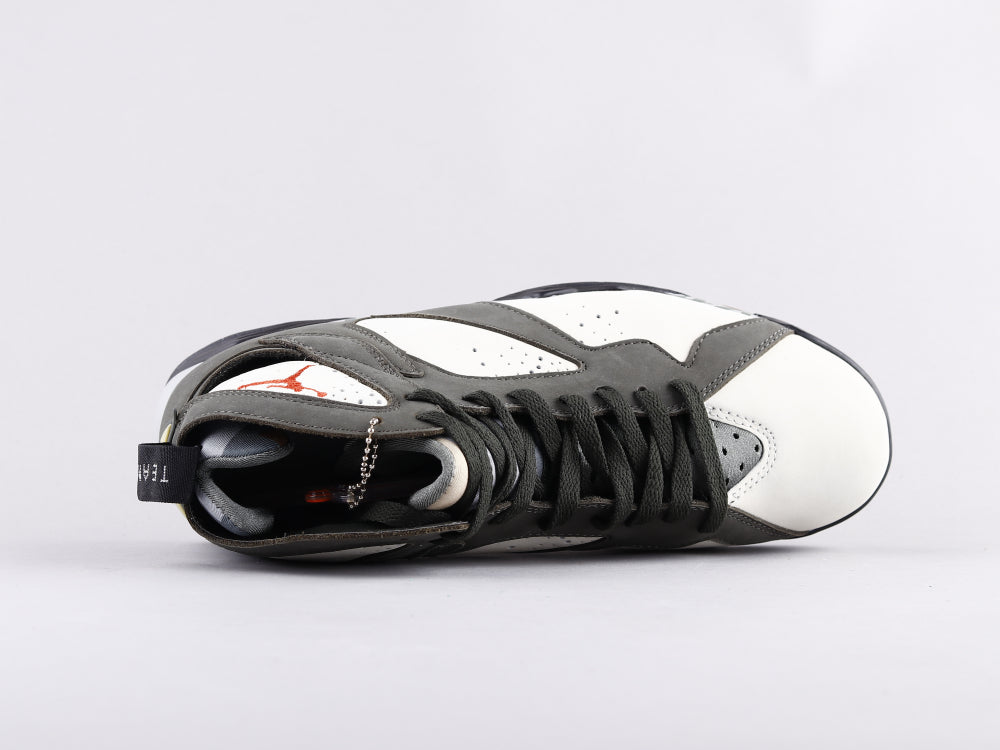 GLM - AJ7 PATTA joint black and gray