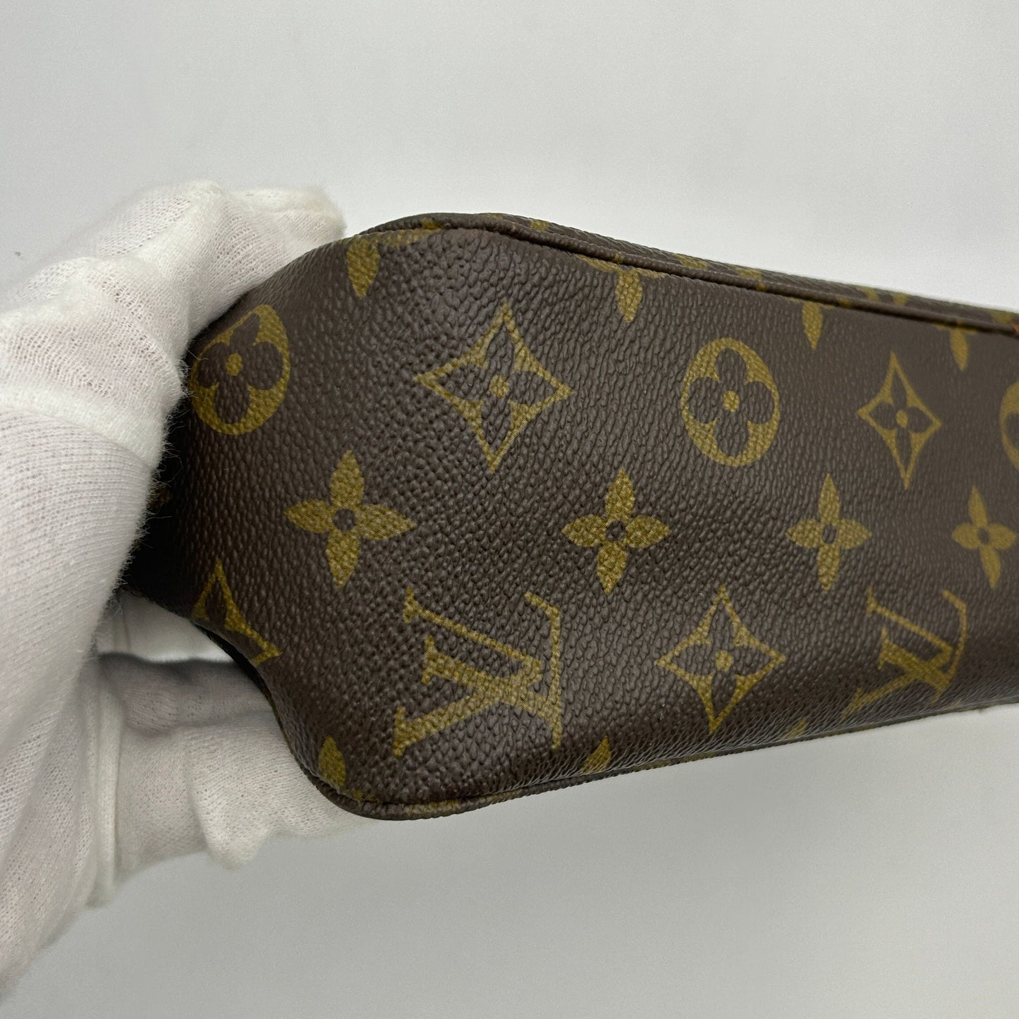 LOUIS VUITTON Trousse Toilette Monogram Brown Handbag lv8819fs