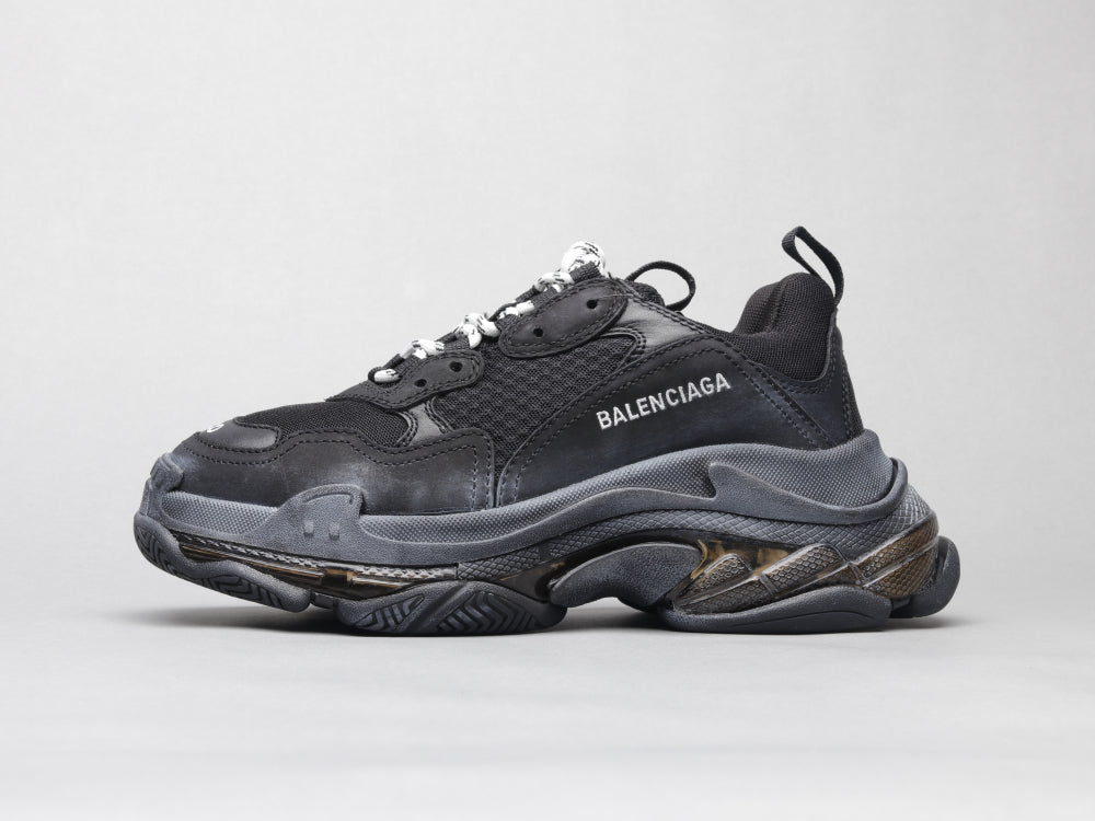 GLM - Bla Triple S Air Cushion Black Sneaker