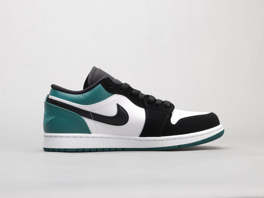 GLM - AJ1 black and green toes