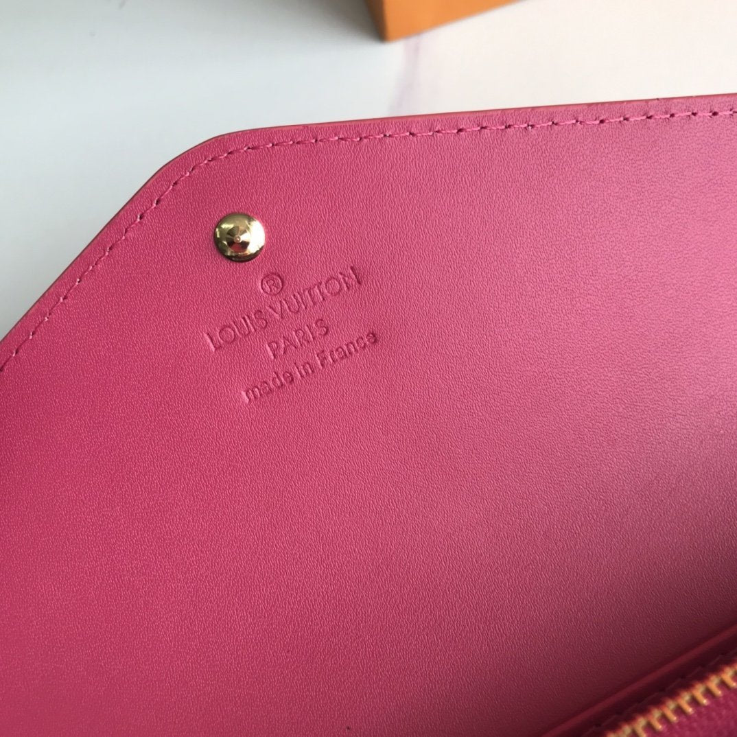 GLM - Top Quality Wallet LUV 004