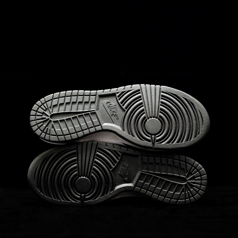 GLM - NKE black and white panda