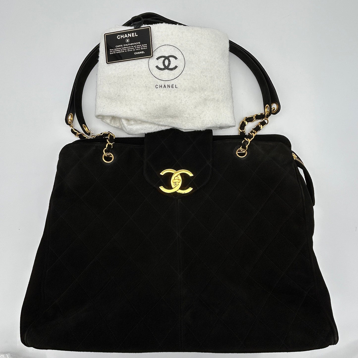 Chanel Supermodel XL Suede YVEAE424