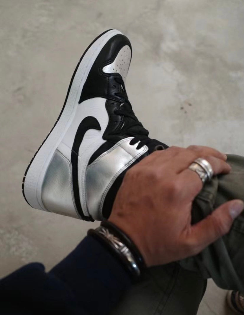 GLM - AJ1 Metallic Silver
