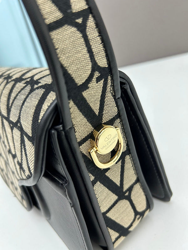 GLM - VEL Bags - 166