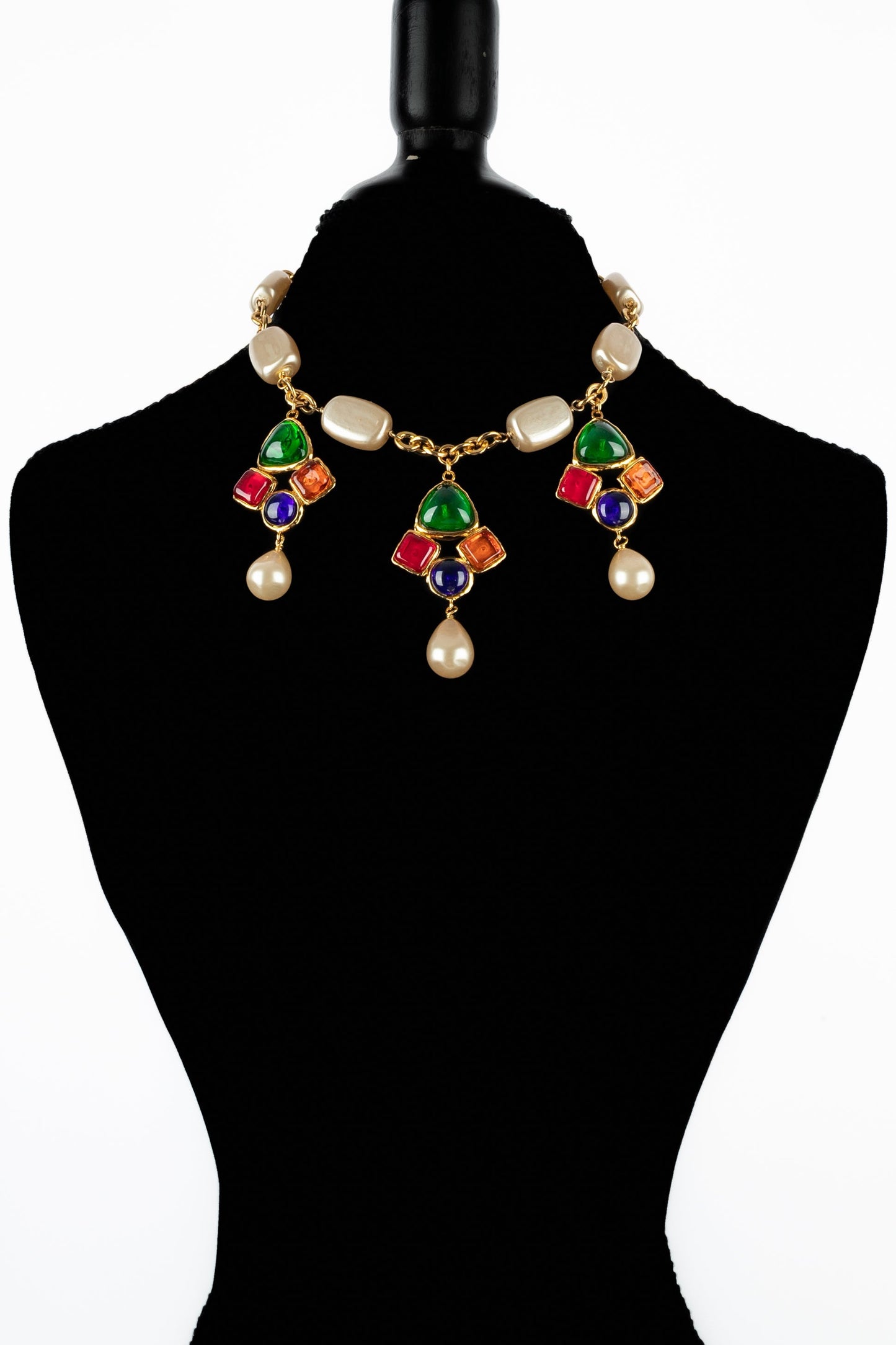 Collier pendentif Chanel