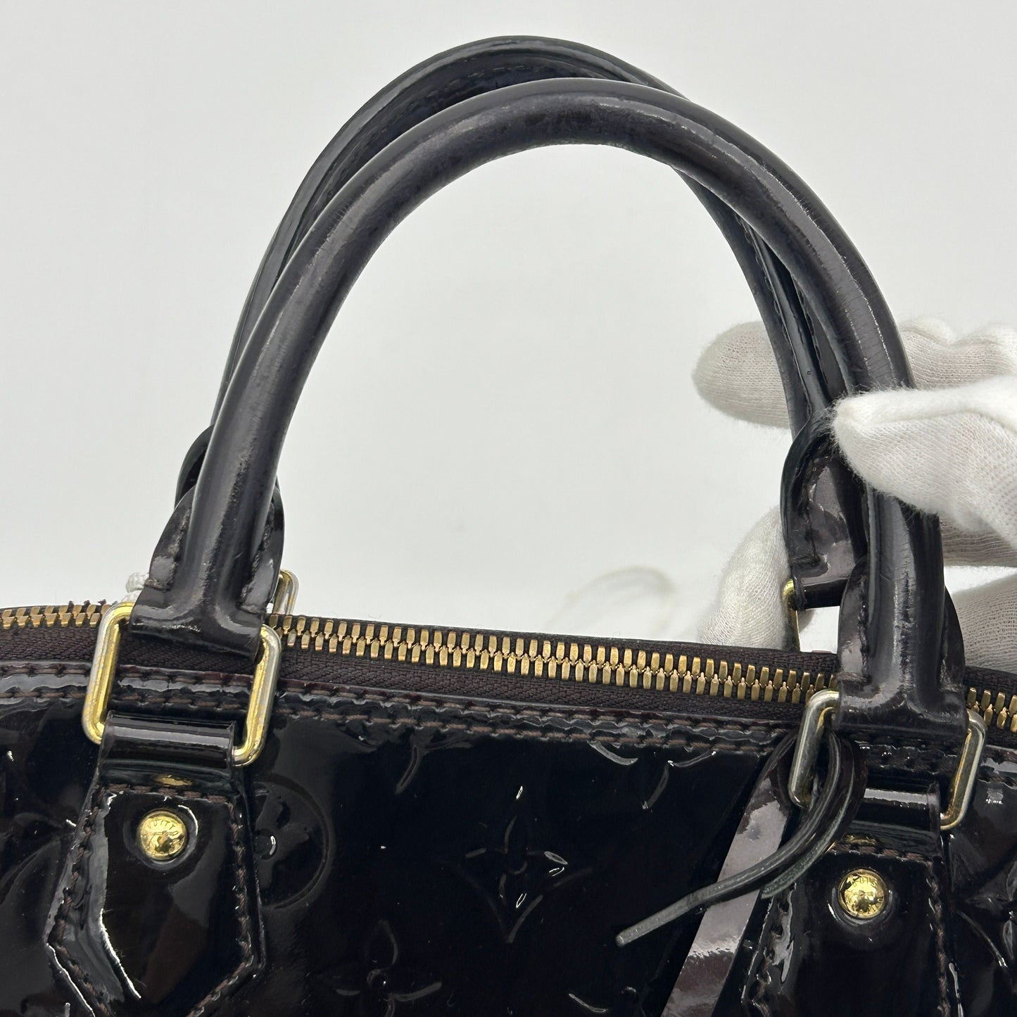 Louis Vuitton Vernis Patent Leather Alma - Black Handle Bags, Handbags LA6559