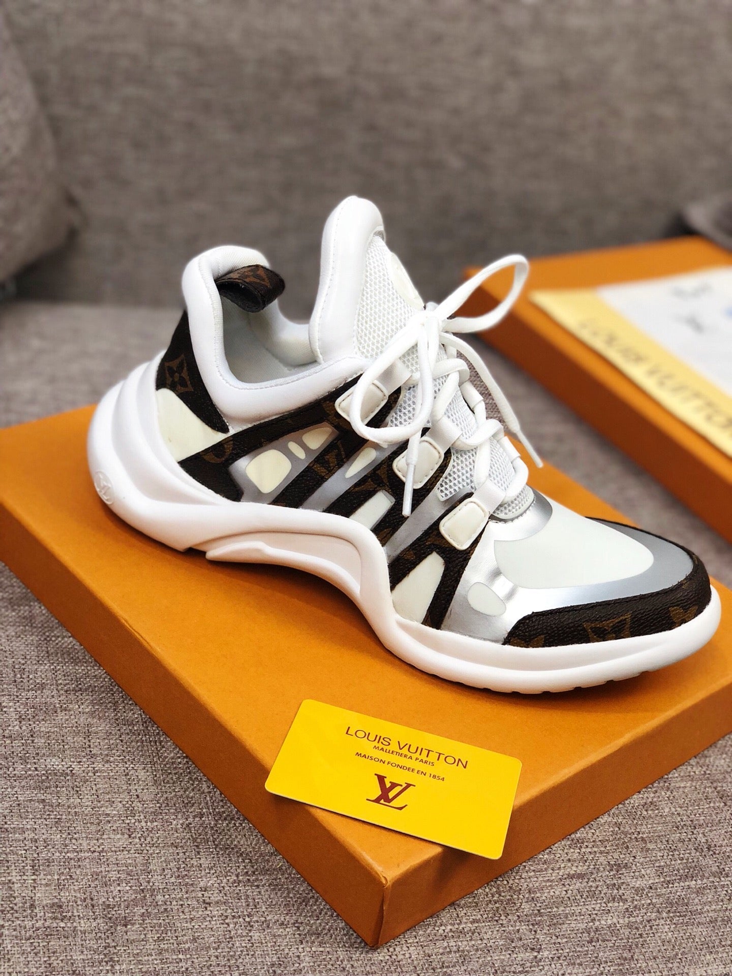 GLM - LUV Archlight White Brown Sneaker