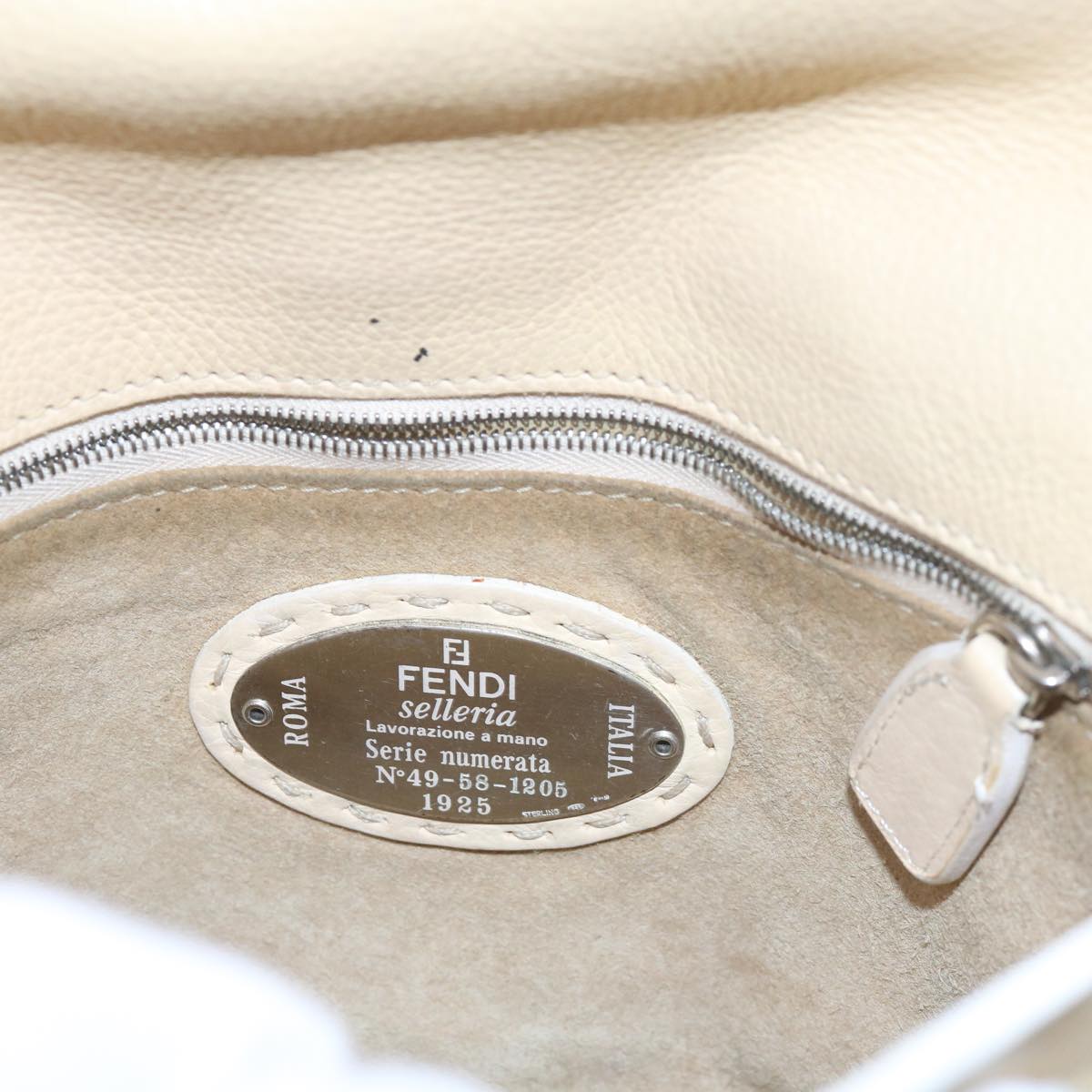 FENDI Mamma Baguette Shoulder Bag Leather Beige bs10191