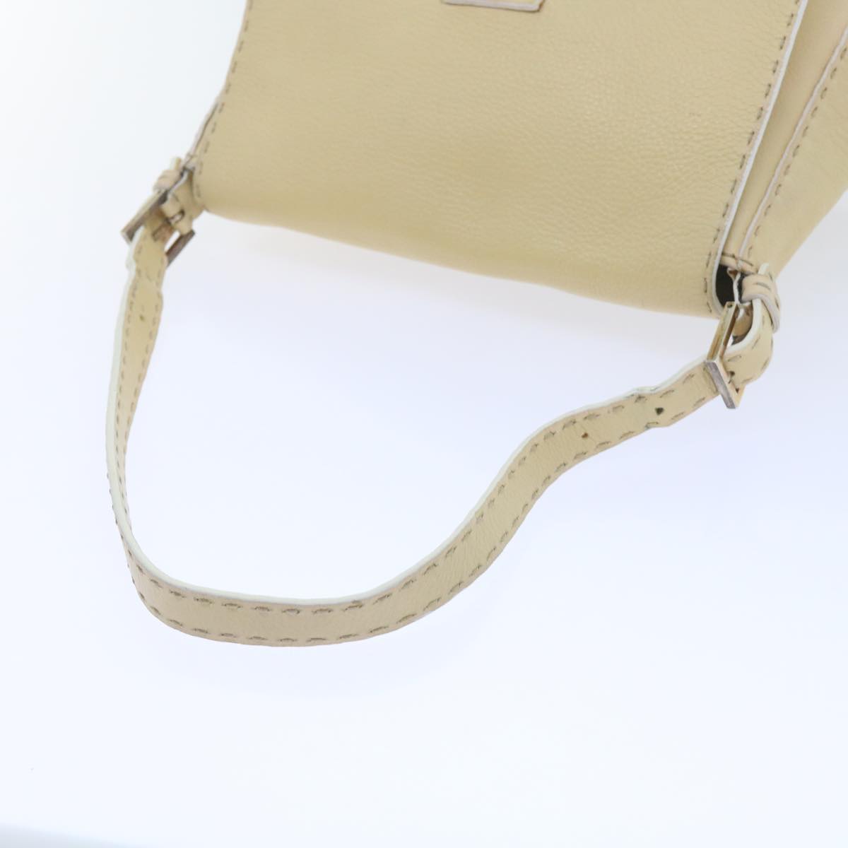 FENDI Mamma Baguette Shoulder Bag Leather Beige bs10191