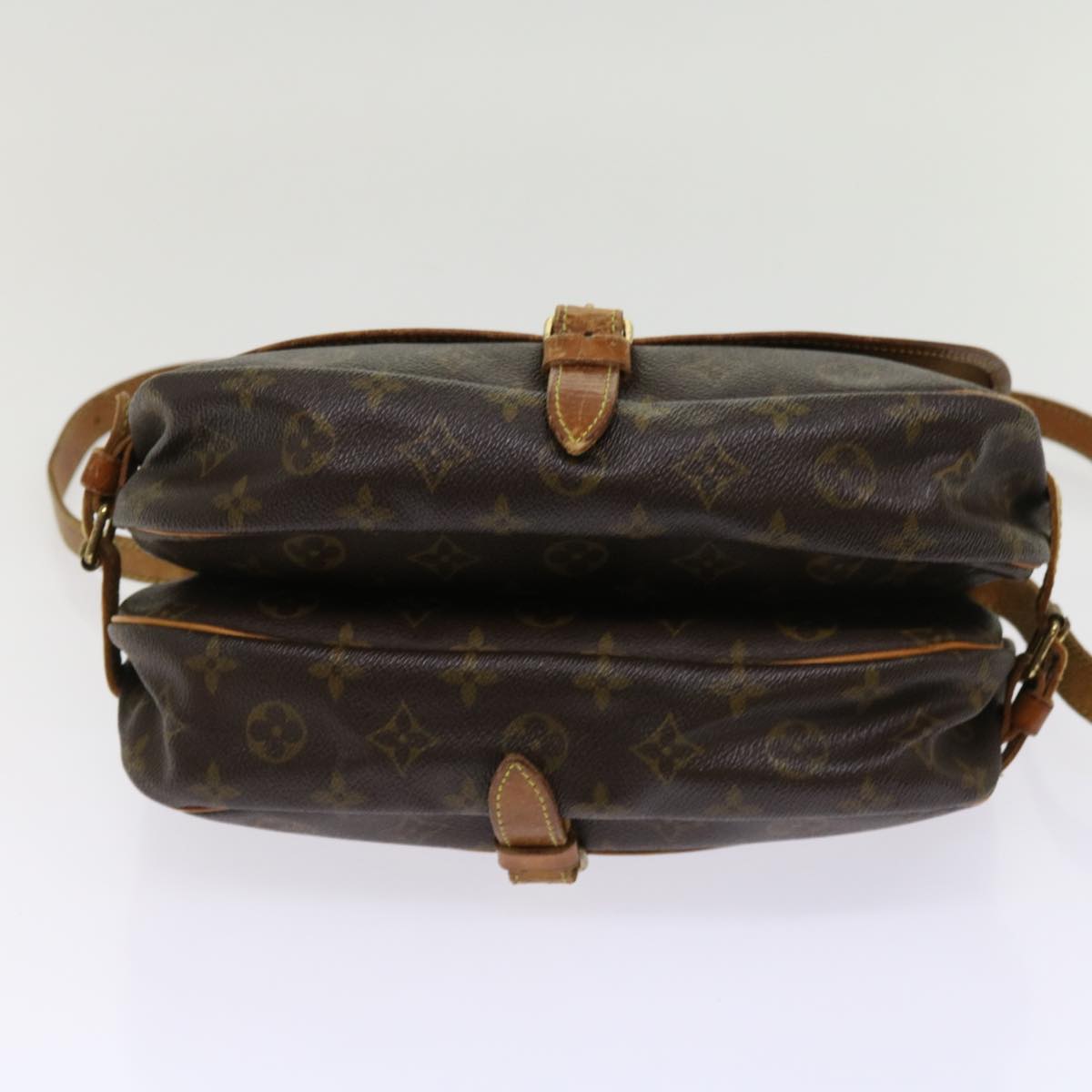 LOUIS VUITTON Monogram Saumur 30 Shoulder Bag M42256 LV bs10650
