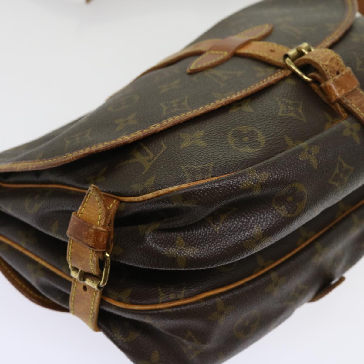 LOUIS VUITTON Monogram Saumur 30 Shoulder Bag M42256 LV bs10650