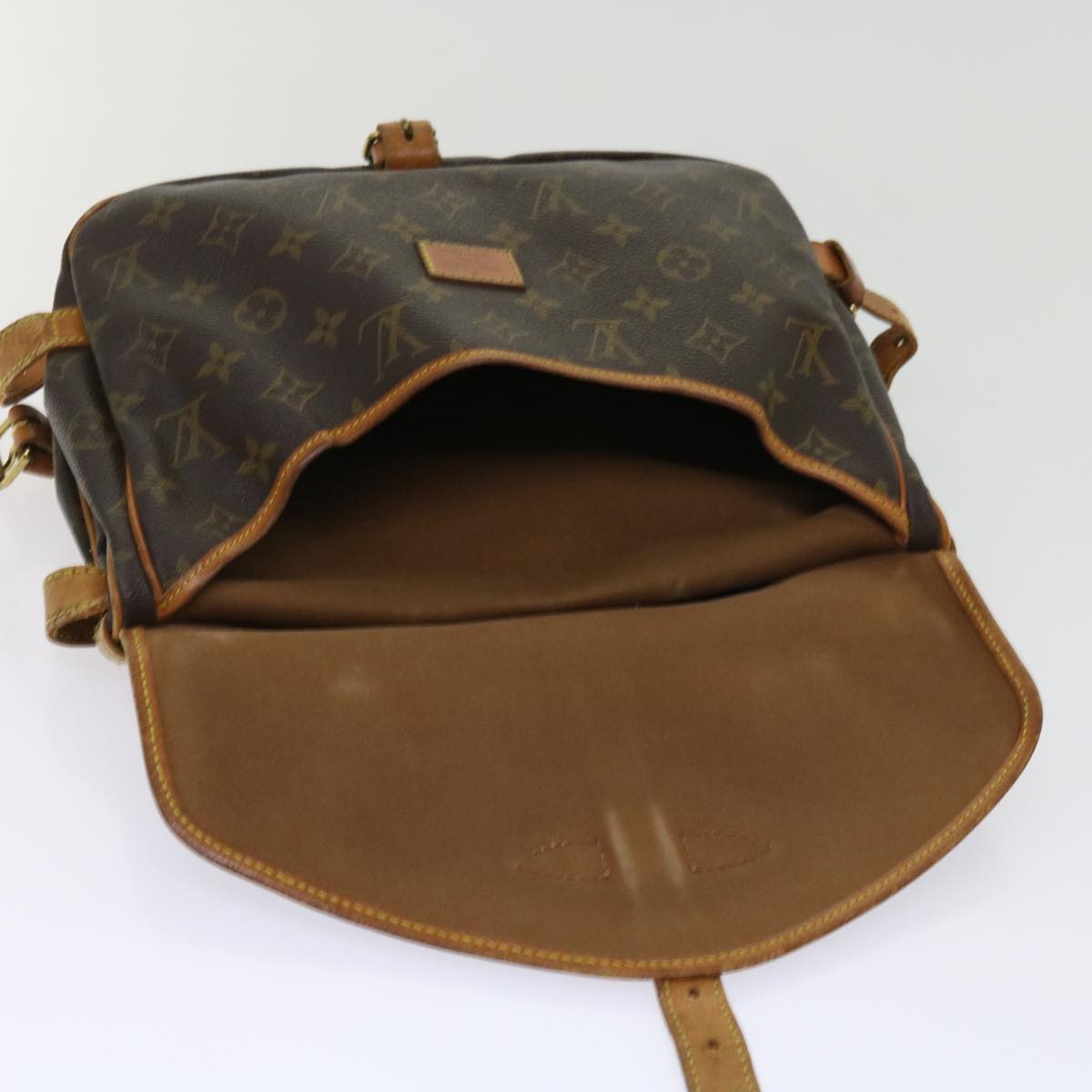 LOUIS VUITTON Monogram Saumur 30 Shoulder Bag M42256 LV bs10650