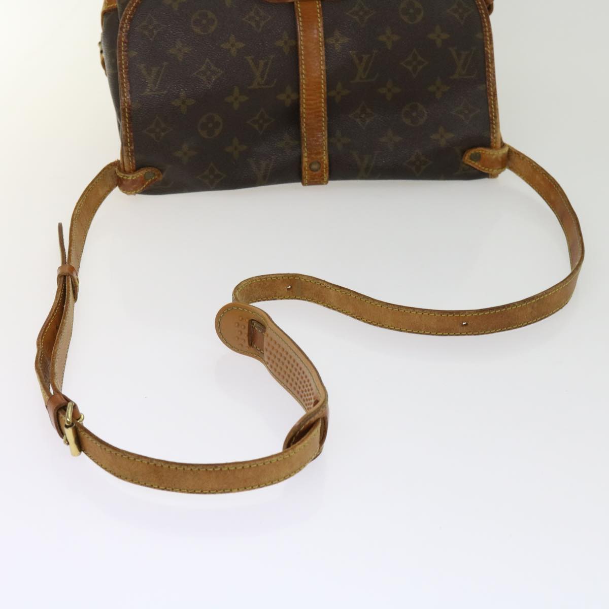 LOUIS VUITTON Monogram Saumur 30 Shoulder Bag M42256 LV bs10650