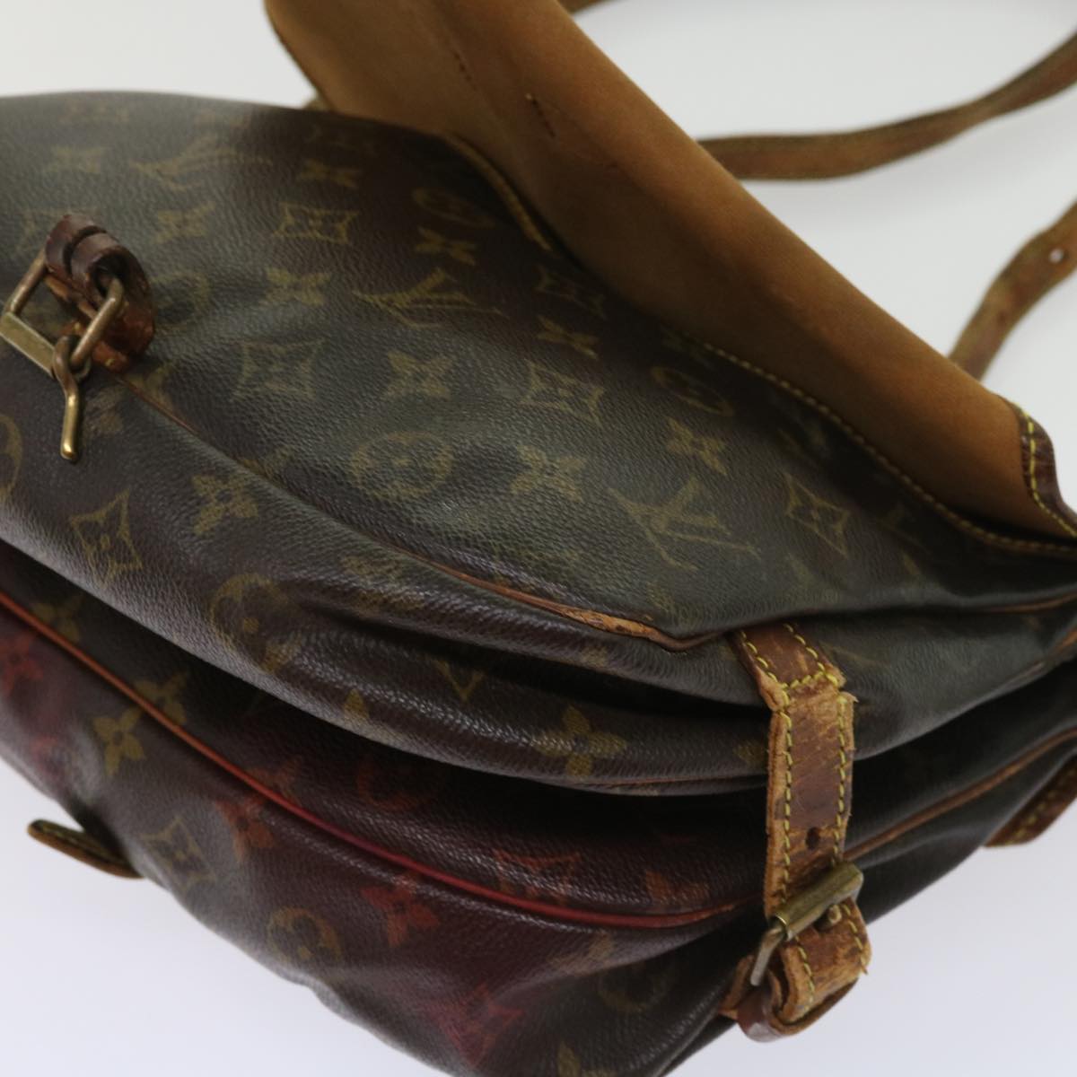 LOUIS VUITTON Monogram Saumur 30 Shoulder Bag M42256 LV bs11337