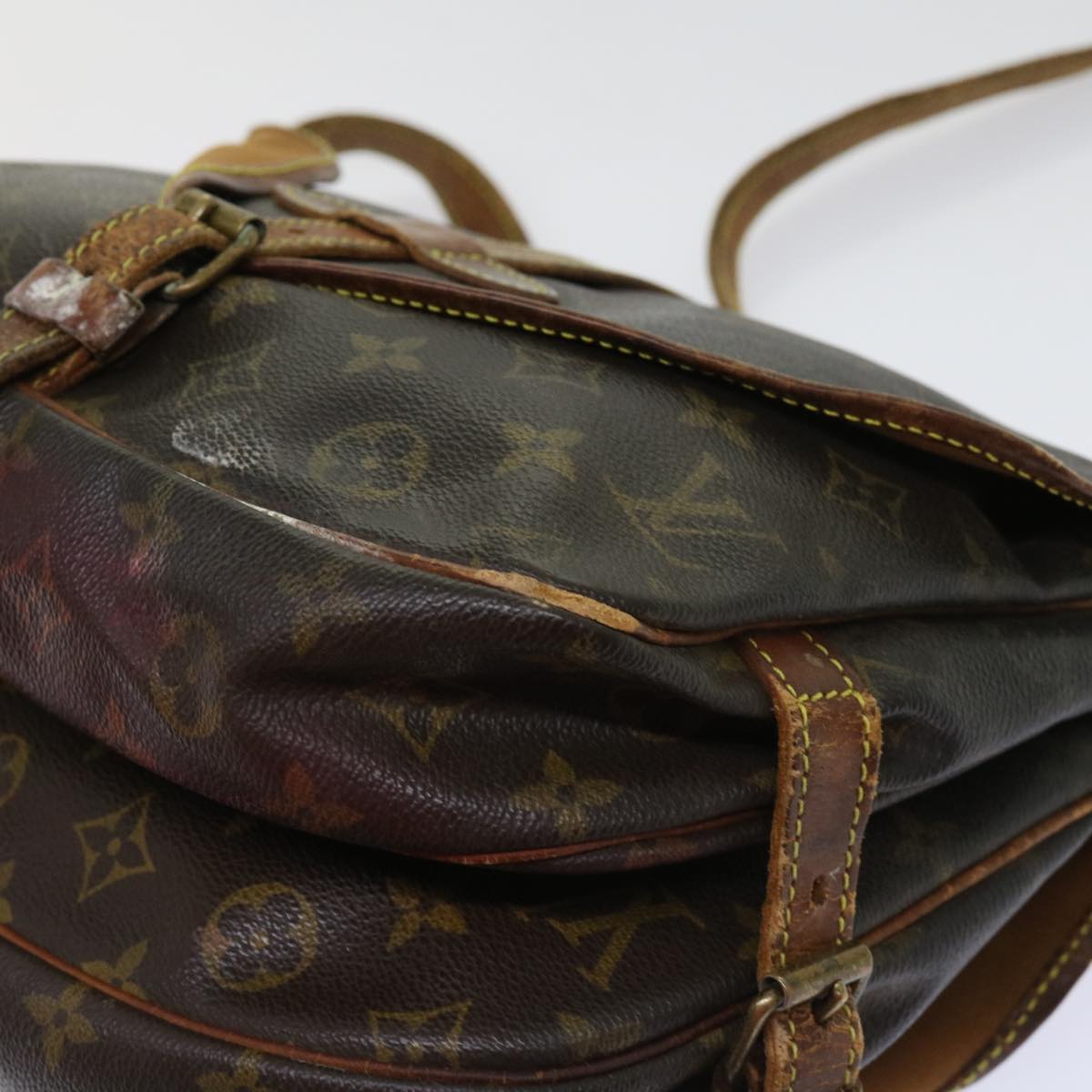 LOUIS VUITTON Monogram Saumur 30 Shoulder Bag M42256 LV bs11337