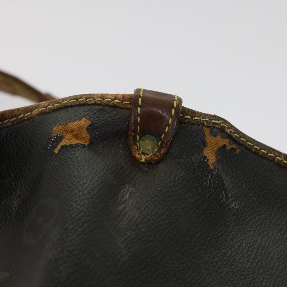 LOUIS VUITTON Monogram Saumur 30 Shoulder Bag M42256 LV bs11337